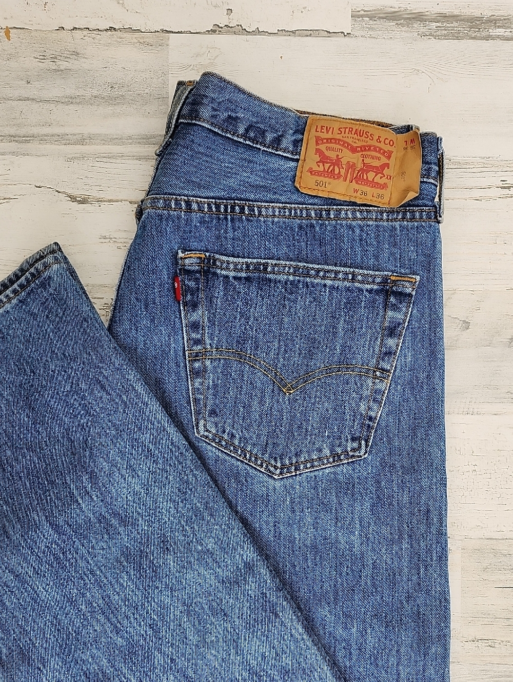 LEVI STRAUSS MEN'S 501 BUTTON FRONT BLUE JEANS